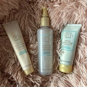 Mary Kay Fragrance-Free Satin Hands Pampering Set
